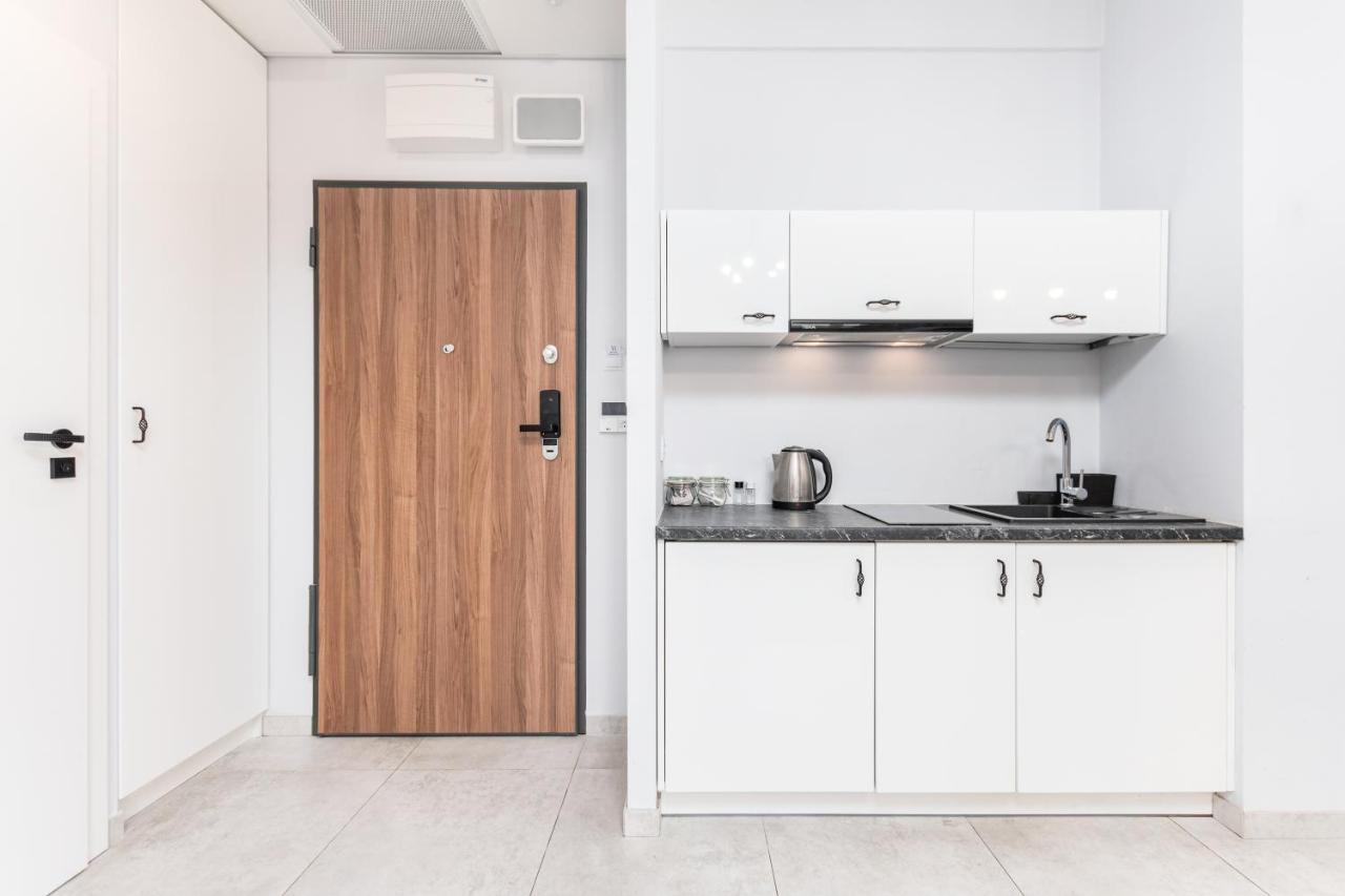 Prymasa Tysiaclecia 83A C - D By Homeprime Warsawa Bagian luar foto