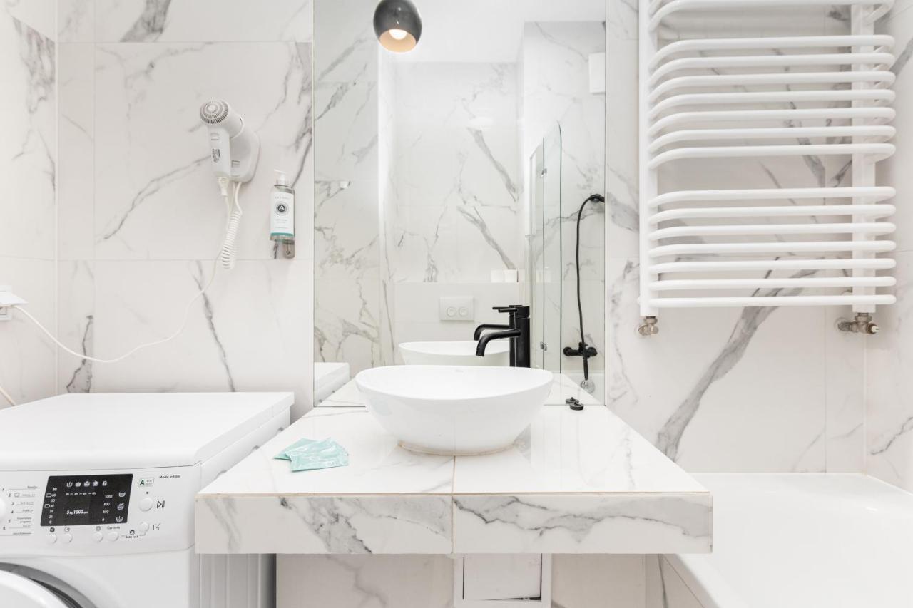 Prymasa Tysiaclecia 83A C - D By Homeprime Warsawa Bagian luar foto