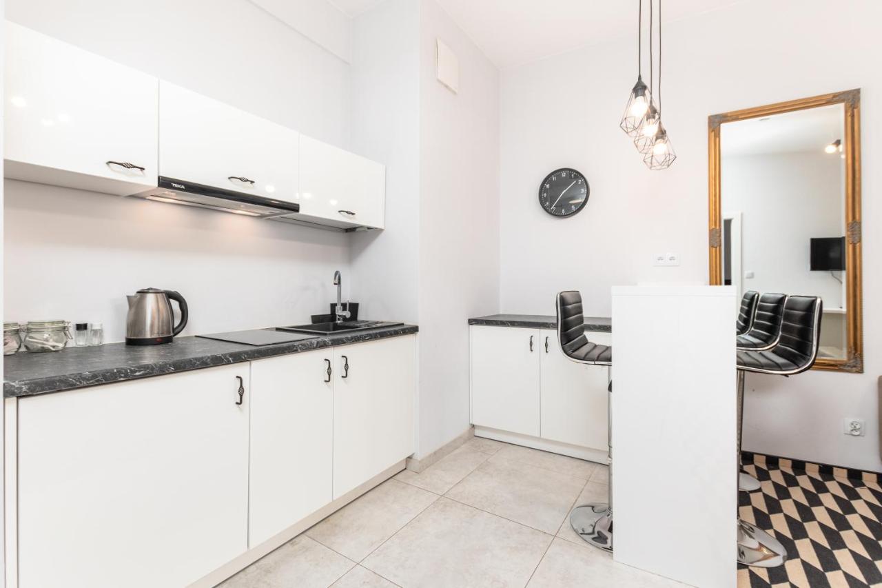 Prymasa Tysiaclecia 83A C - D By Homeprime Warsawa Bagian luar foto